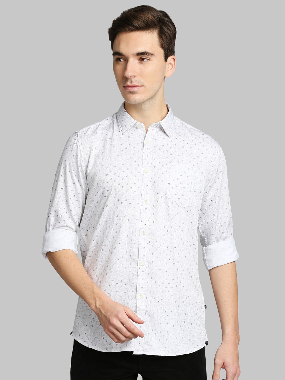 

Parx Men Grey Slim Fit Printed Casual Shirt