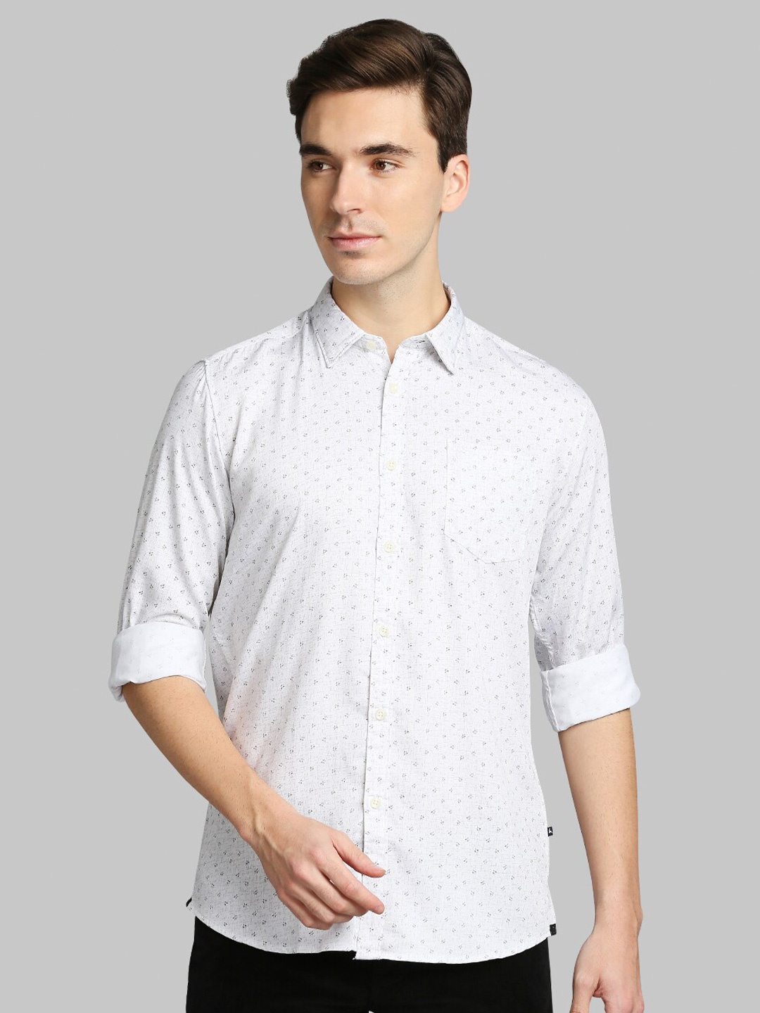 

Parx Men Grey Slim Fit Printed Casual Shirt