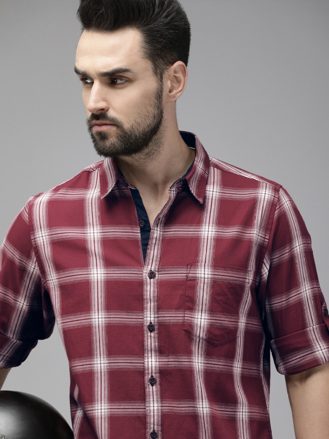 

Roadster Men Maroon & White Checked Pure Cotton Casual Shirt