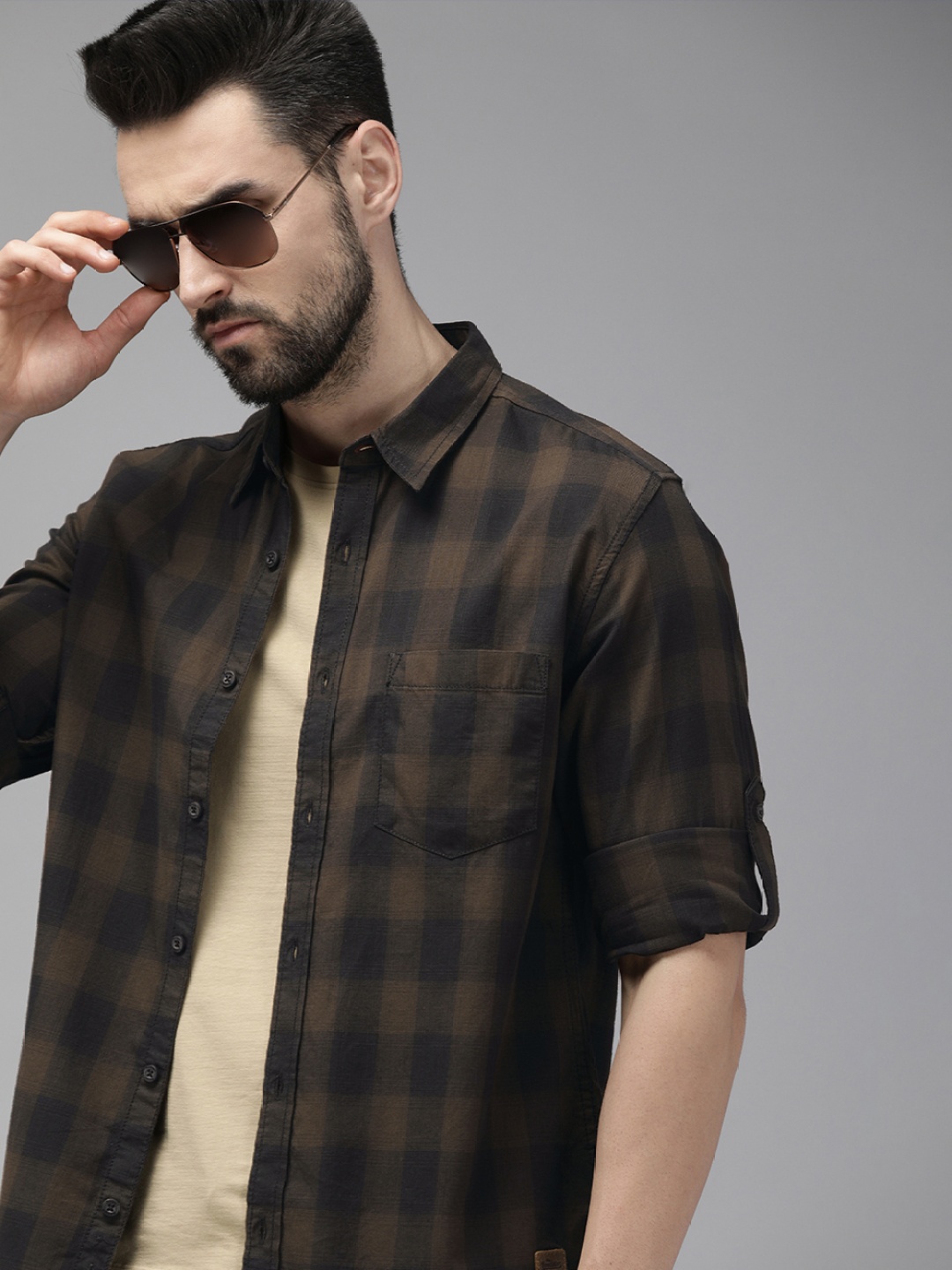 

Roadster Men Brown & Black Checked Pure Cotton Casual Shirt