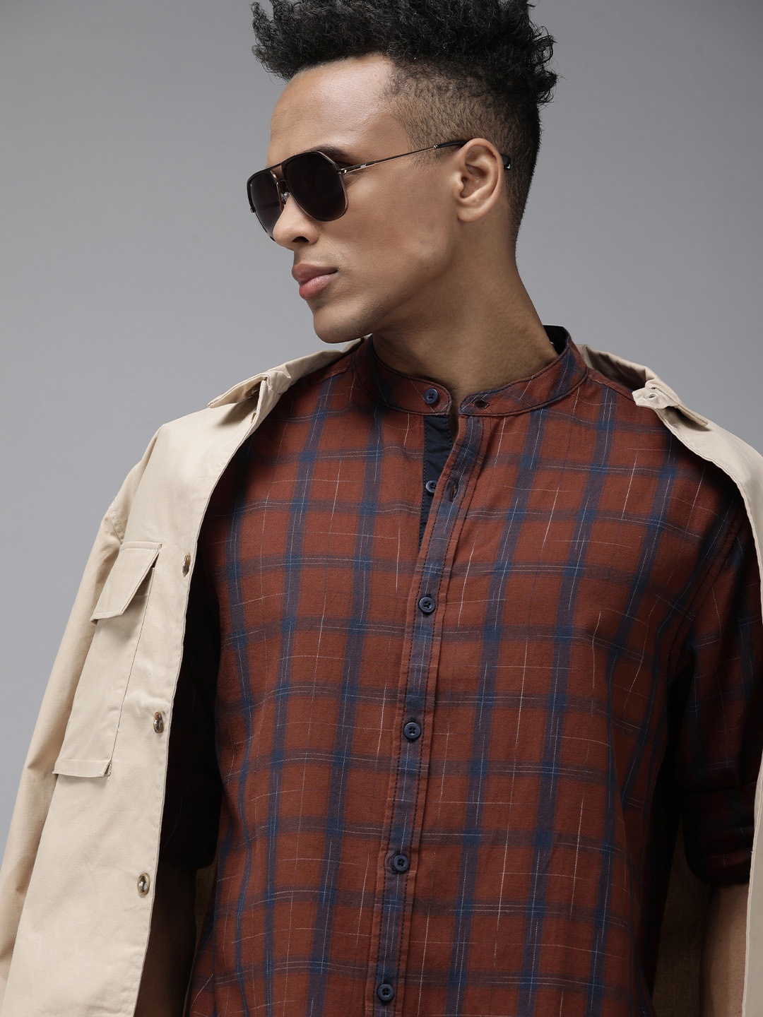 

Roadster Men Brown Checked Pure Cotton Casual Shirt