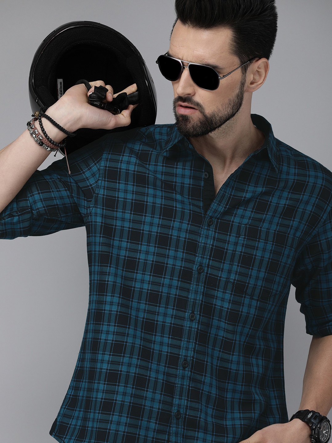 

Roadster Men Blue Tartan Checked Pure Cotton Casual Shirt