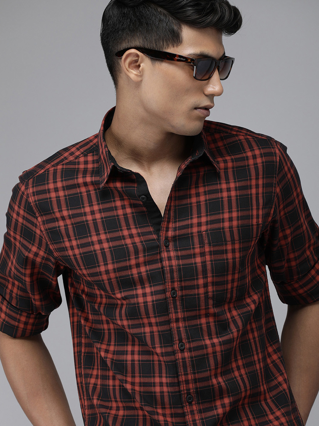 

Roadster Men Red And Navy Blue Tartan Checked Pure Cotton Casual Shirt
