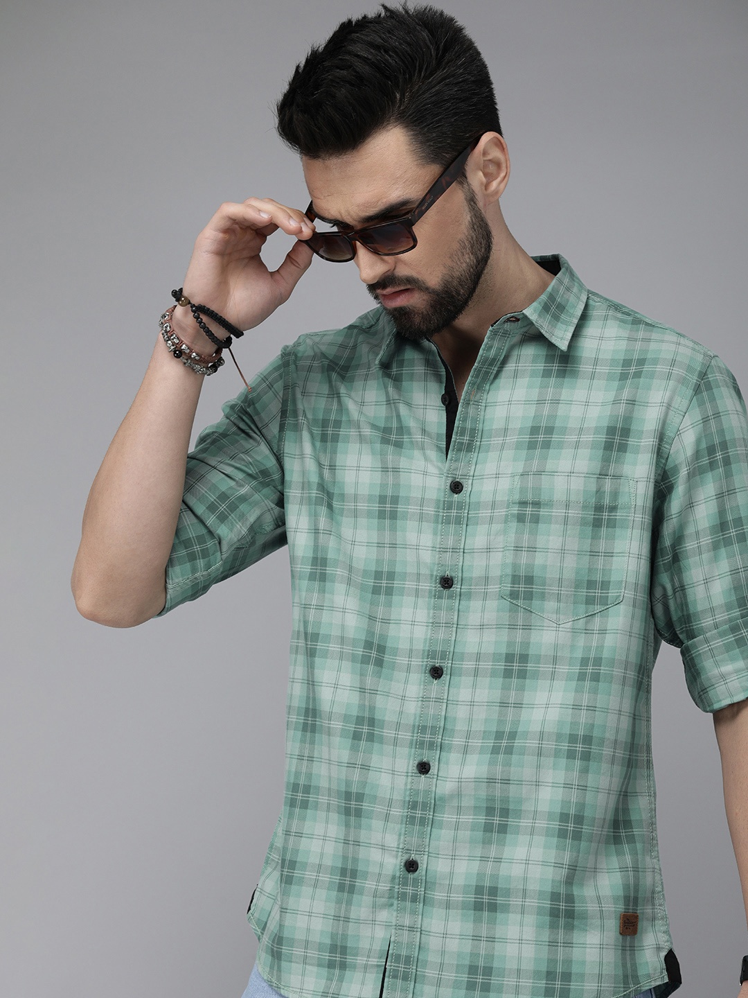 

Roadster Men Green And Off White Checked Pure Cotton Casual Shirt