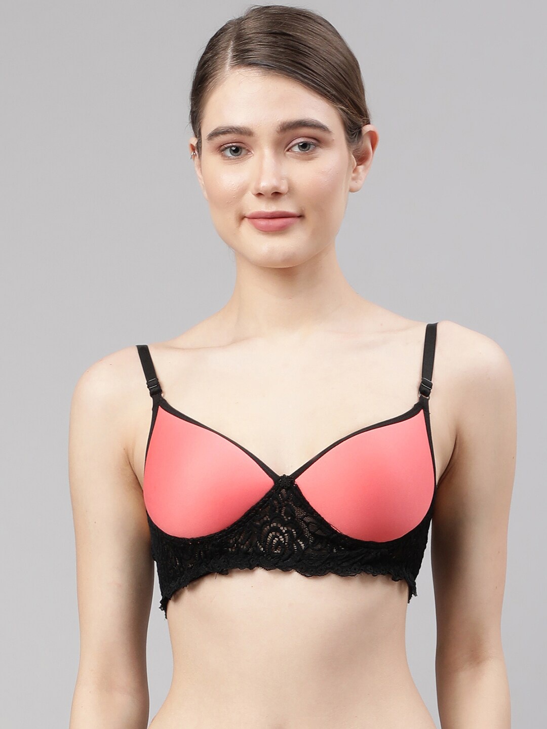 

PrettyCat Peach-Coloured & Black Self Design Lightly Padded Cotton T-Shirt Bra