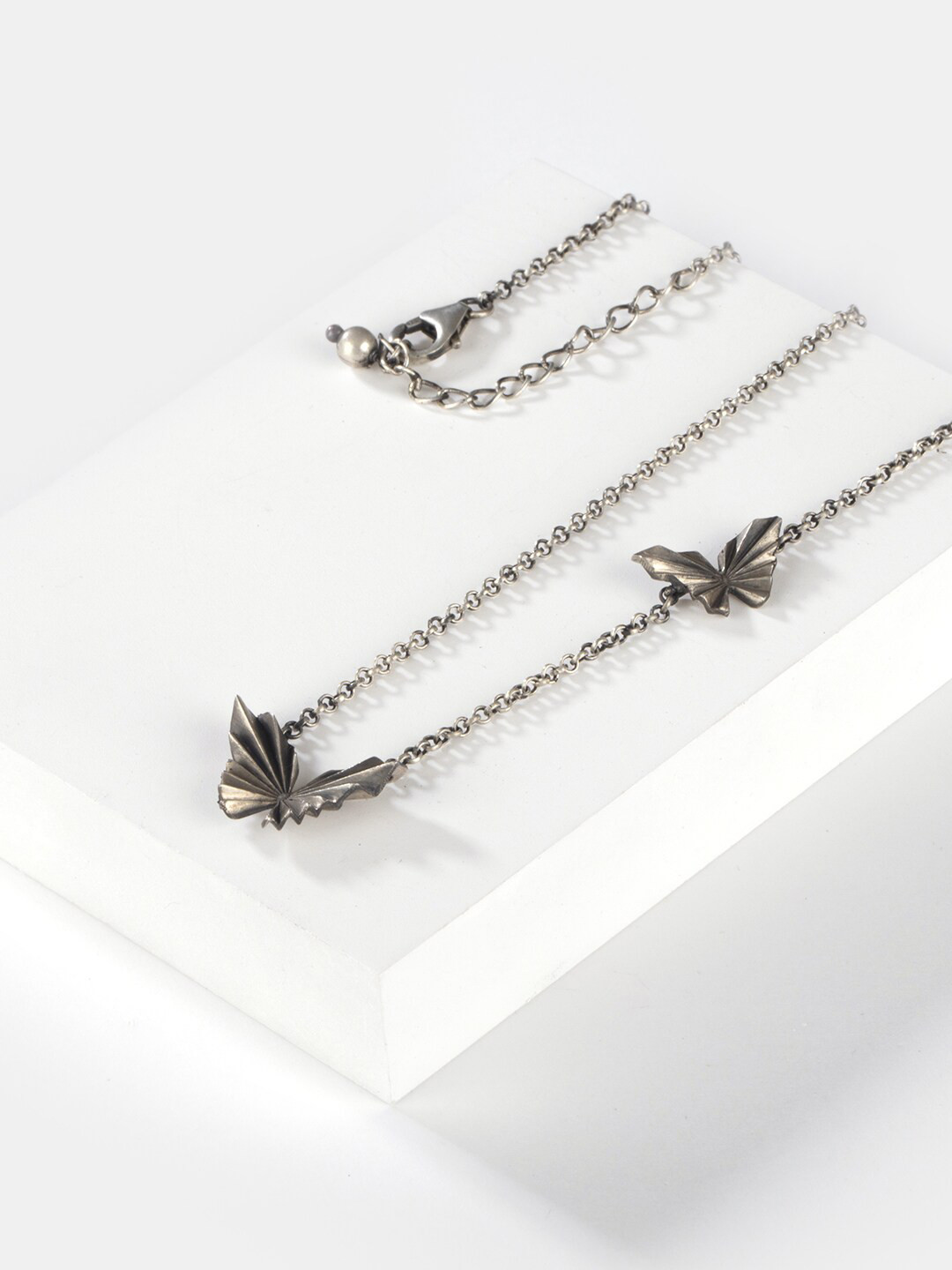 

SHAYA Silver-Toned Sterling Silver Necklace in 925 Silver