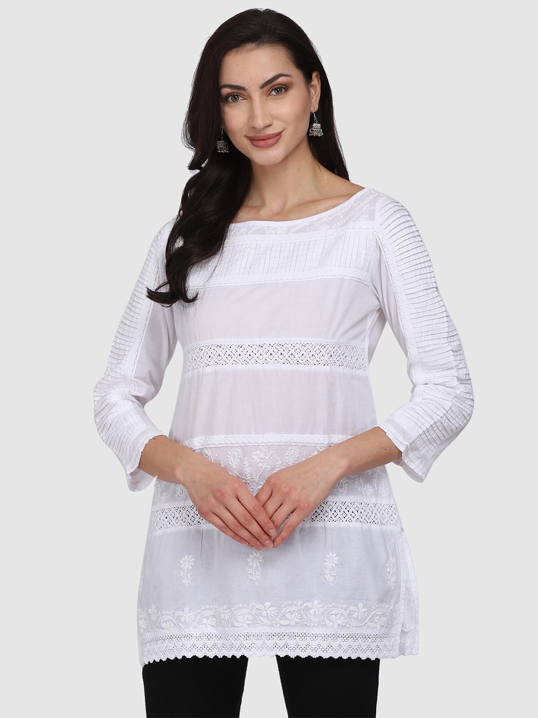 

PARAMOUNT CHIKAN White Boat Neck Chikankari Embroidered Sustainable Tunic