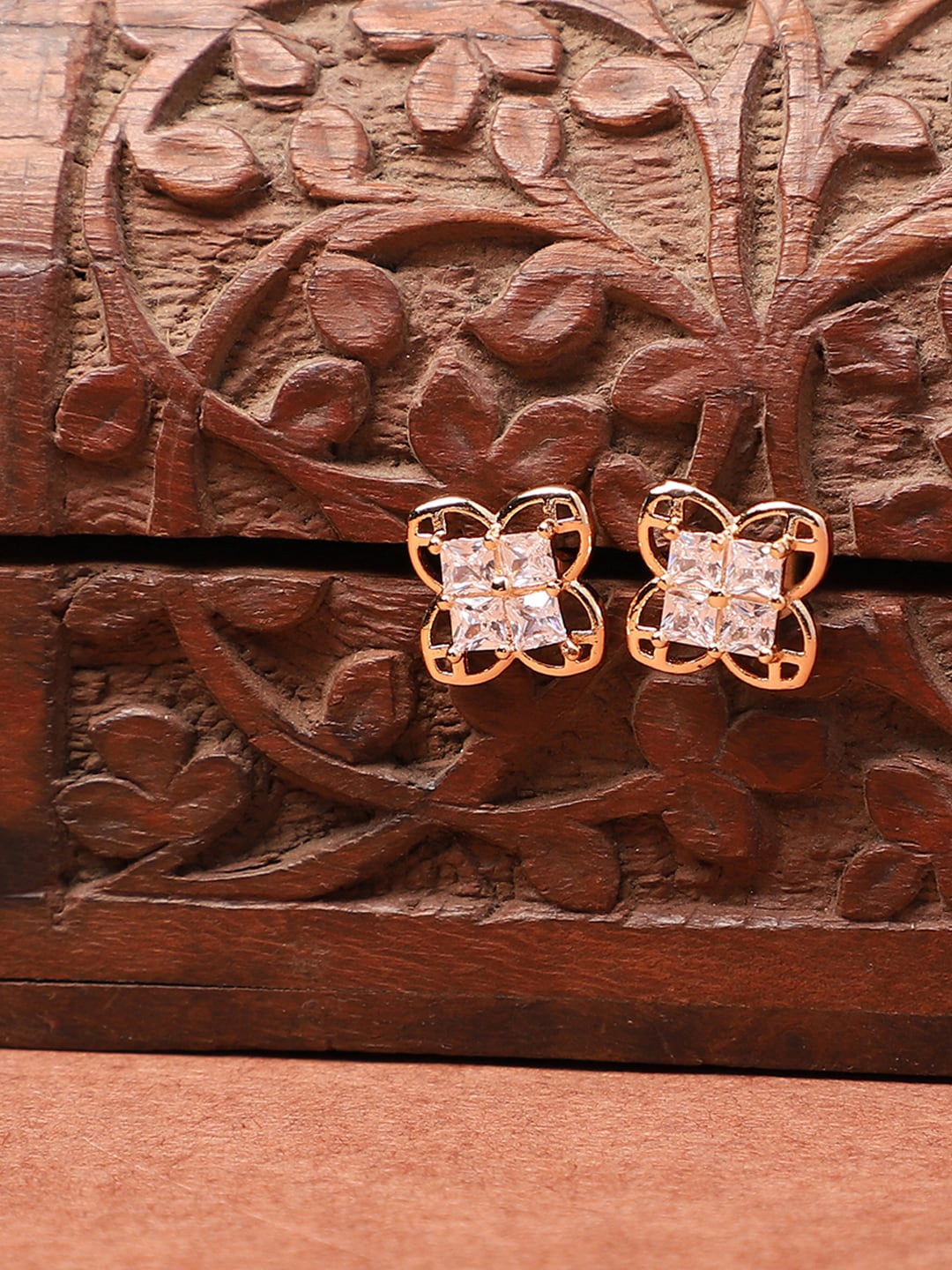 

ANIKAS CREATION White & Gold Plated American Diamond Floral Studs Earrings