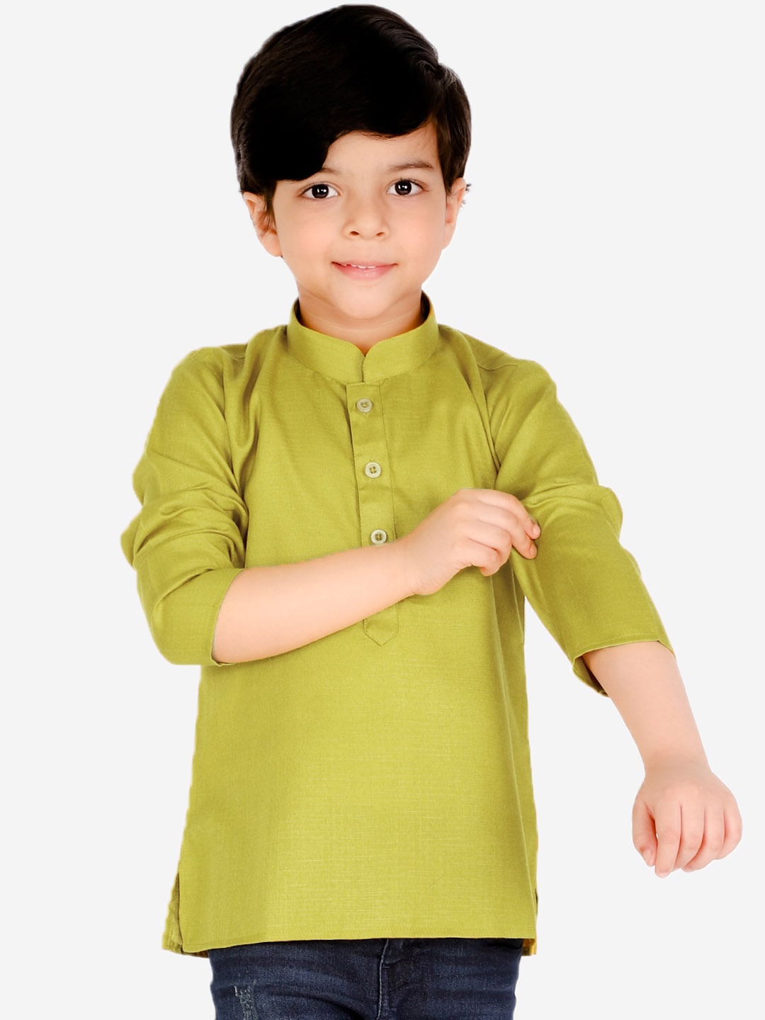 

BownBee Boys Green Solid Cotton Kurta