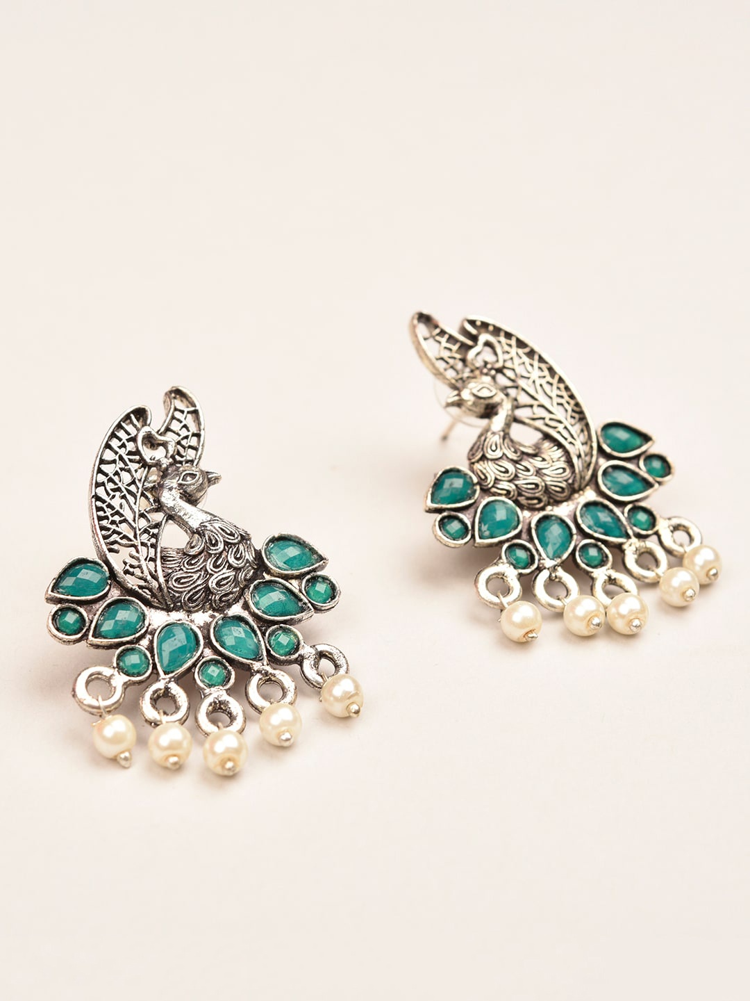 

Indi INSIDE Green & Silver Plated Oxidised Paisley Shaped Drop Earrings