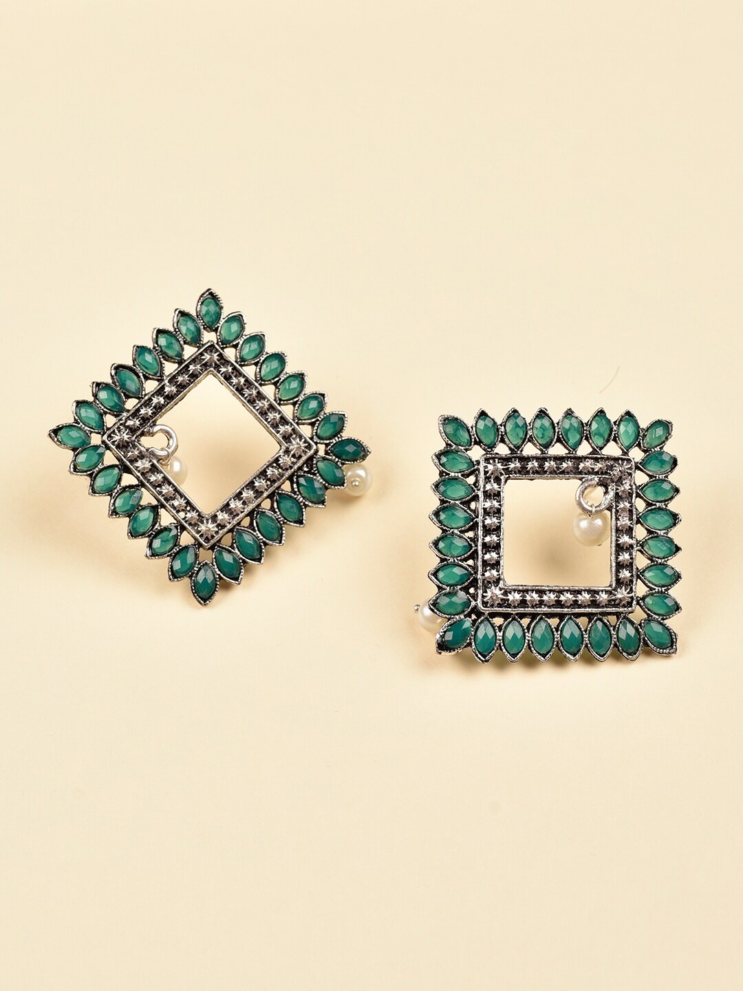 

Indi INSIDE Silver Plated & Green Oxidised Square Studs Earrings