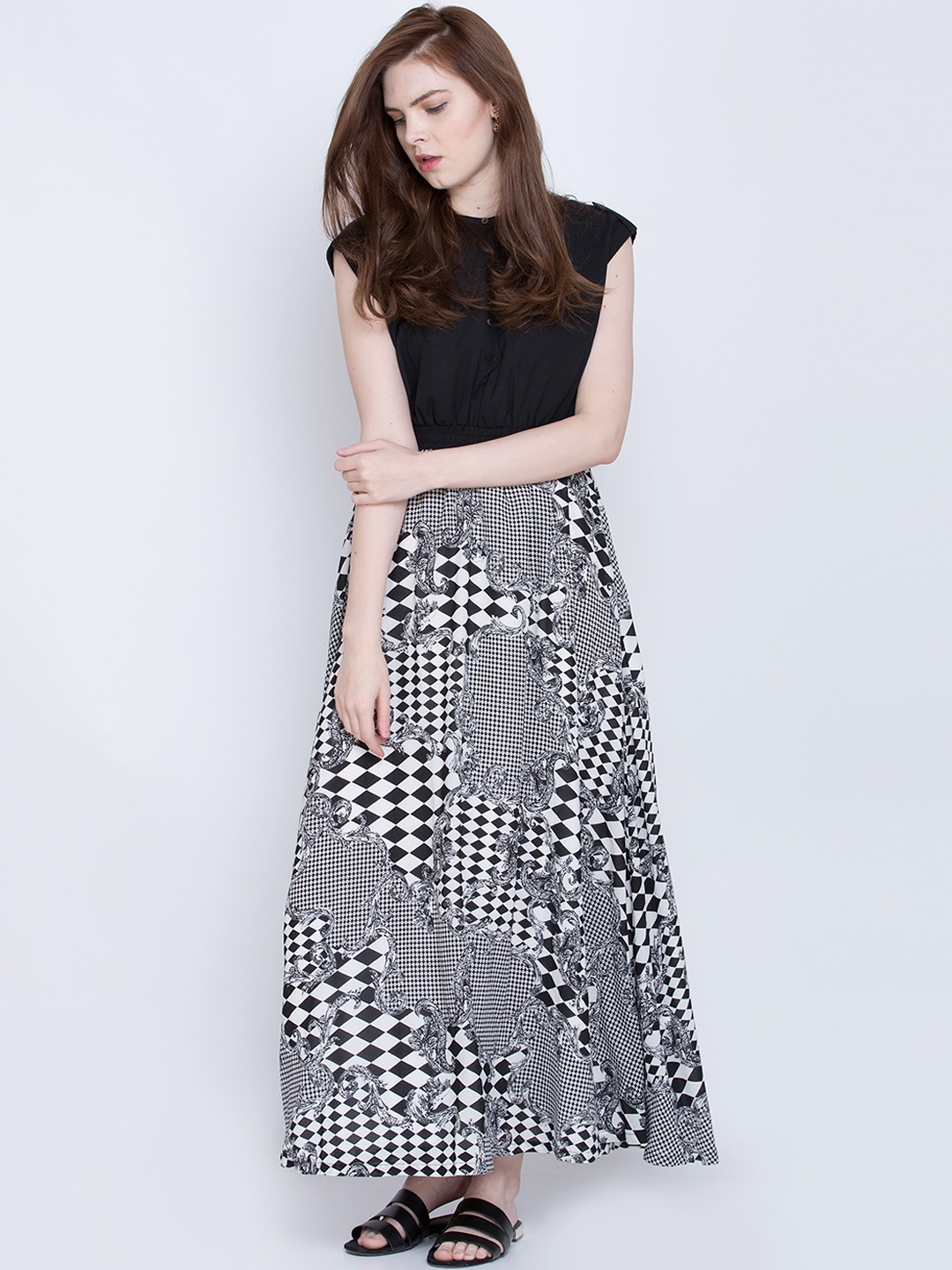 

Tokyo Talkies Women Black & White Printed Maxi Dress