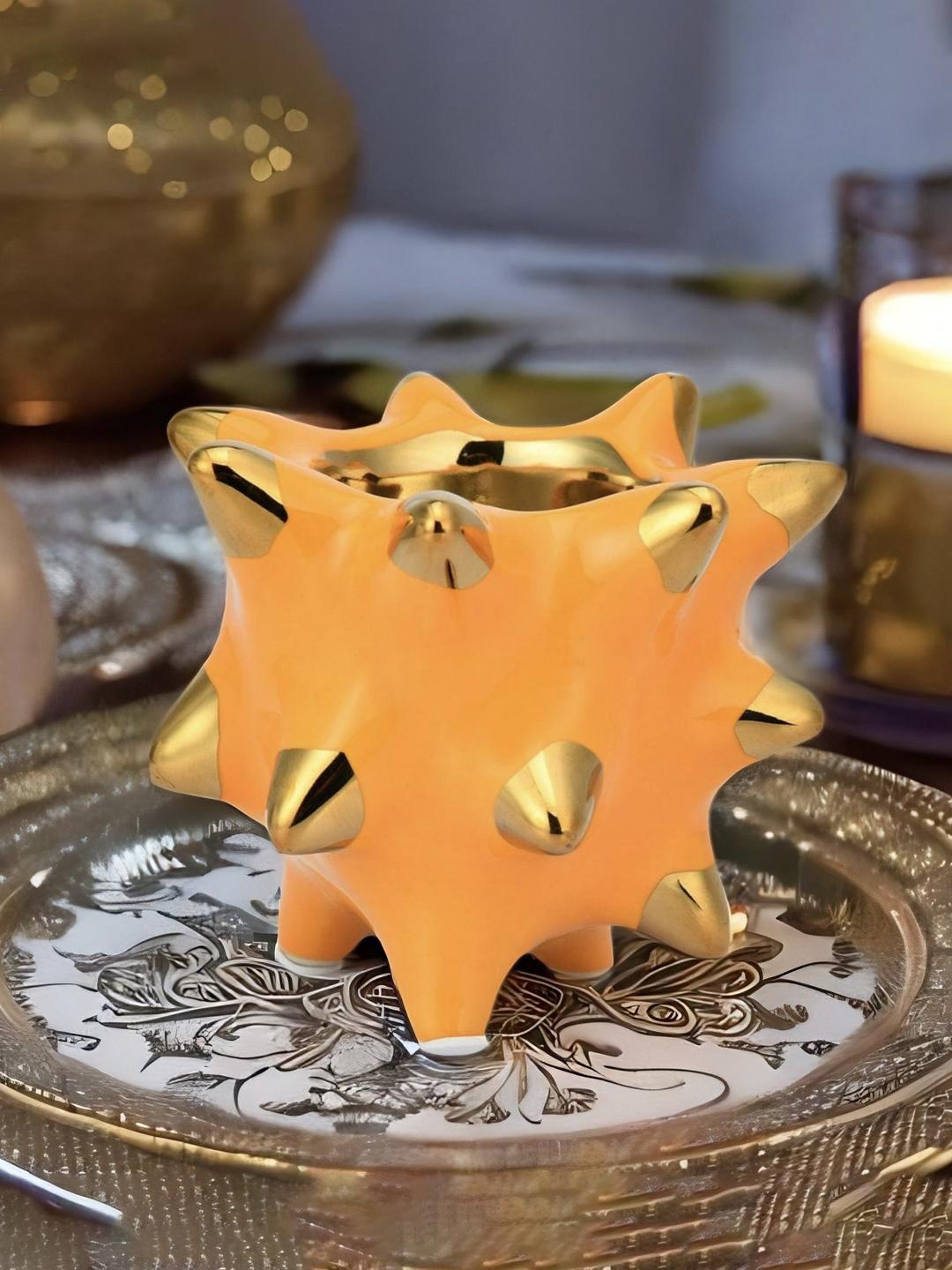 

Athome by Nilkamal Mustard Yellow & Grey Textured Spikes Shaped Candle Holder