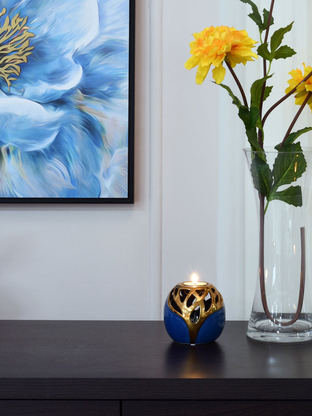 

Athome by Nilkamal Blue & Gold-Toned Leafy Round Votive Candle Holder