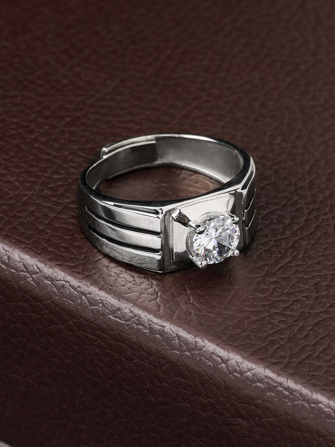 

GIVA Men 925 Sterling Silver Rhodium Plated Zircon Stripped Adjustable Ring
