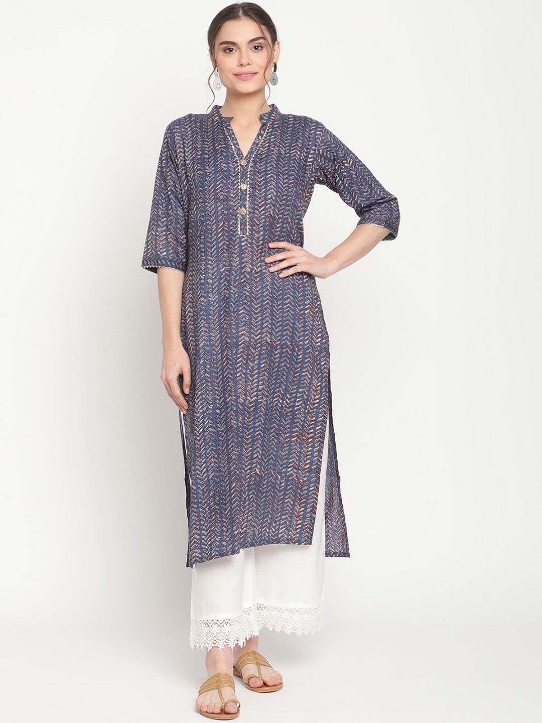

TAG 7 Women Blue Floral Printed Pure Cotton Kurta with Palazzos