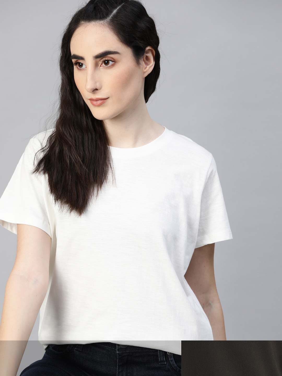 

Roadster Women Pack of 2 Solid T-shirt, White