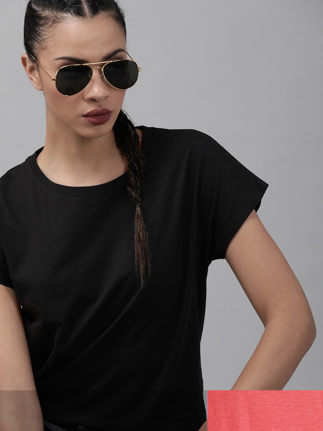 

Roadster Women Pack of 2 Solid Cotton T-shirt, Black