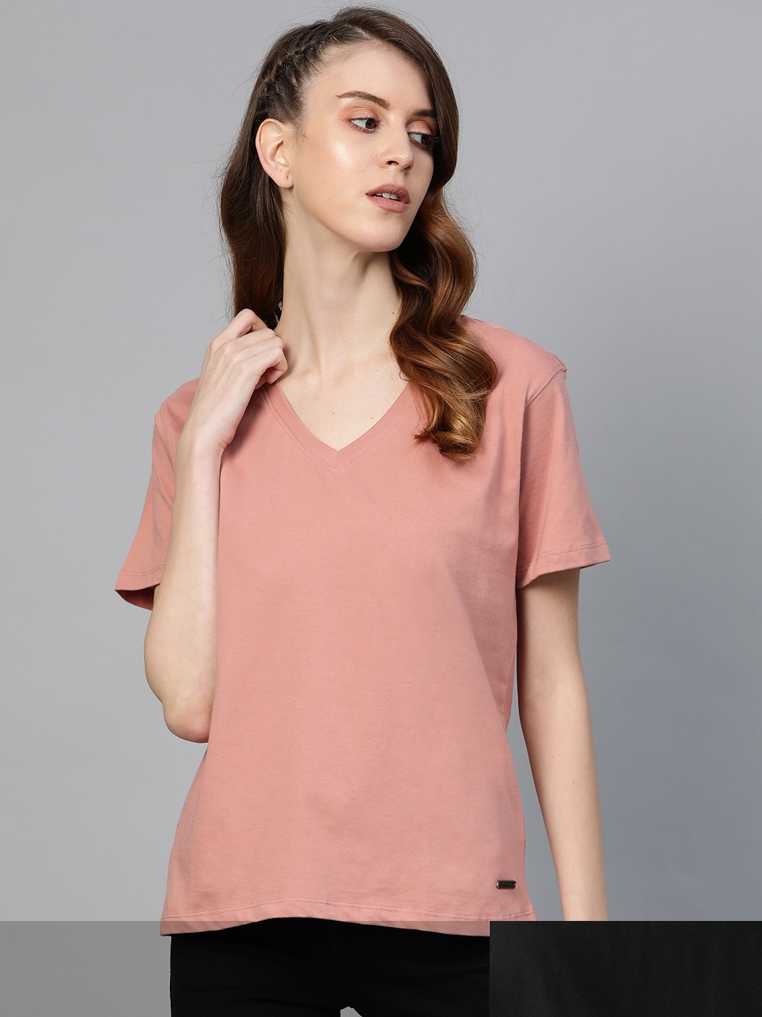 

Roadster Women Pack of 2 Solid T-shirts, Rose