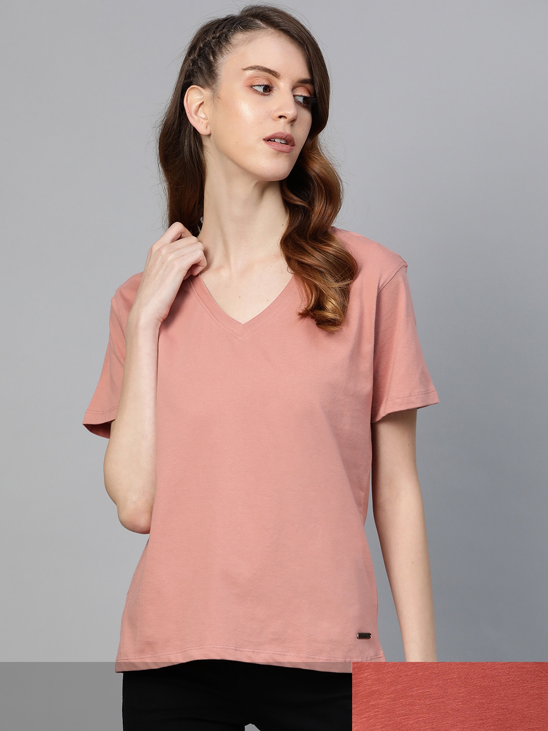 

Roadster Women Pack of 2 Solid T-shirts, Rose