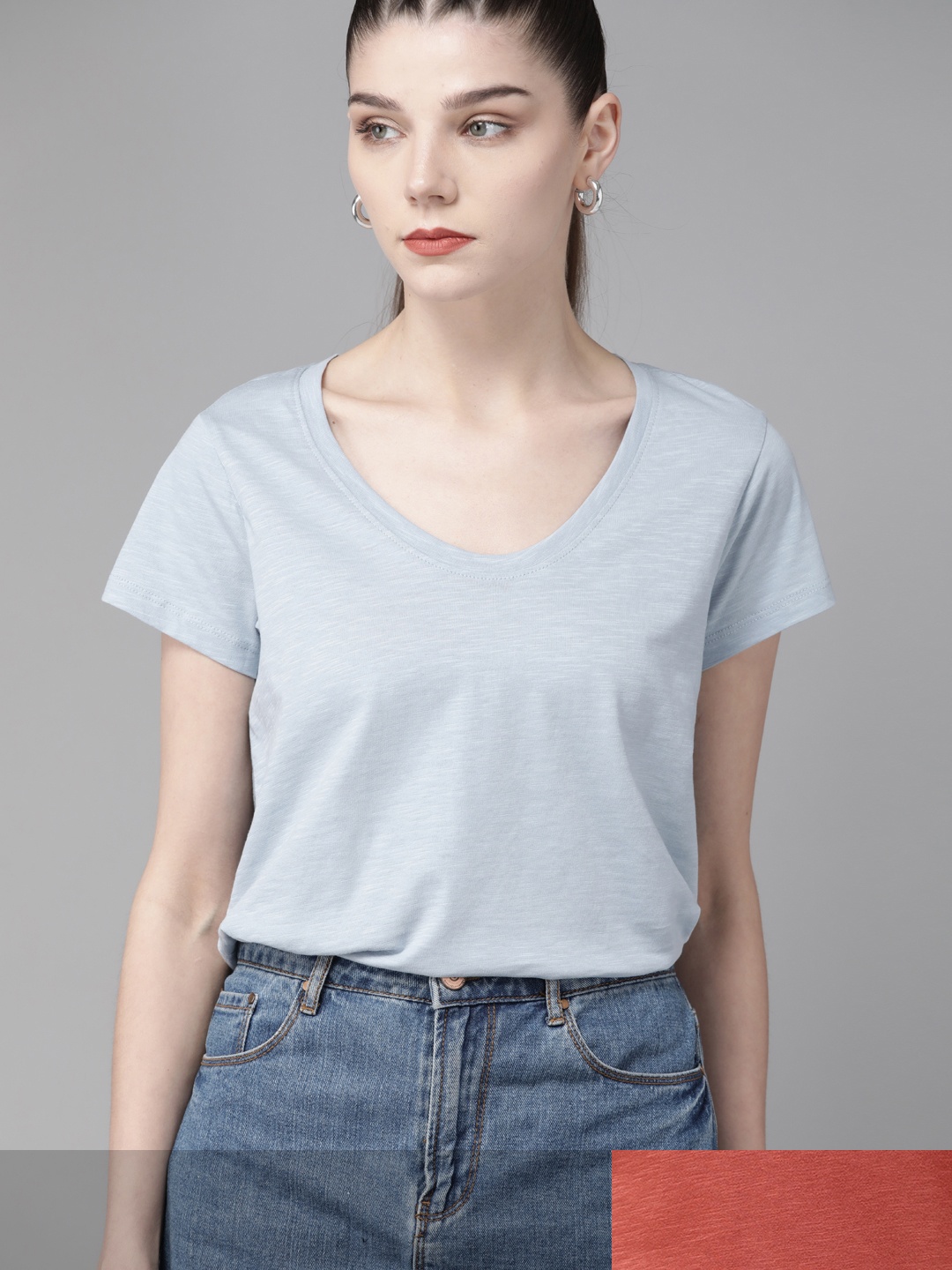 

Roadster Women Pack of 2 Solid T-shirts, Blue