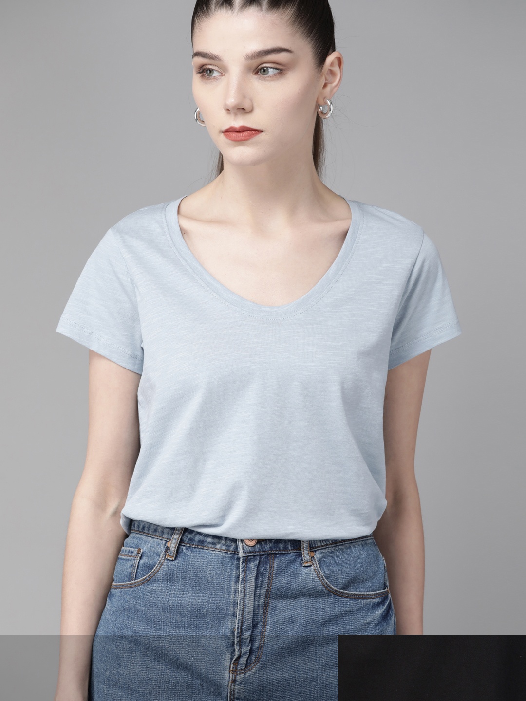 

Roadster Women Pack of 2 Solid Pure Cotton T-shirts, Blue