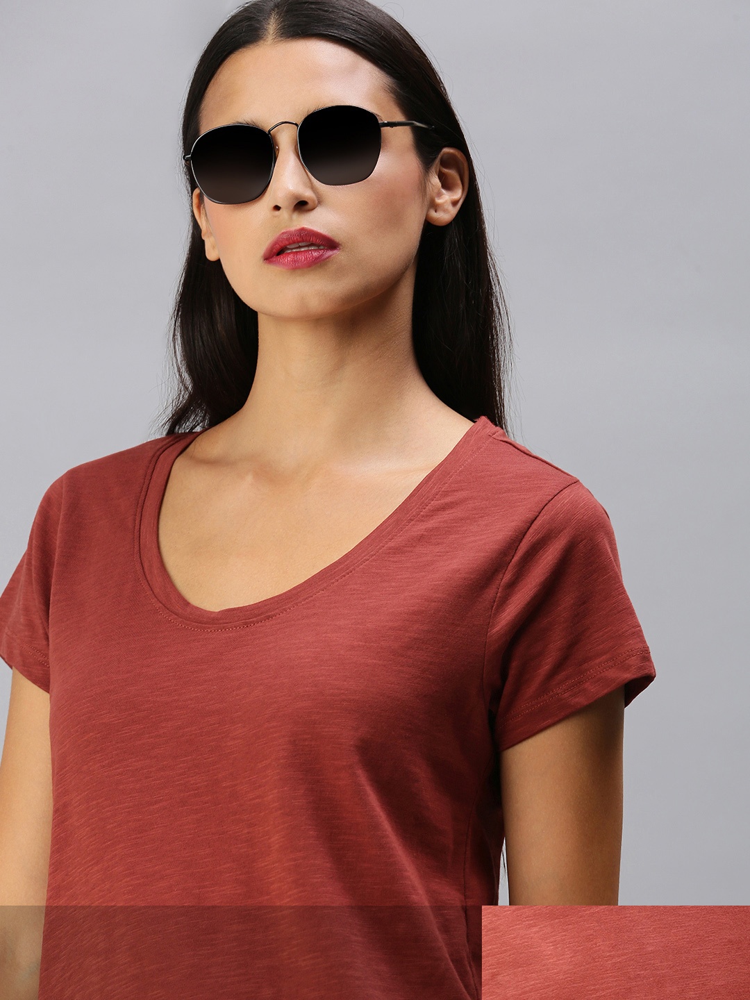 

Roadster Women Pack of 2 Solid Pure Cotton T-shirts, Rust