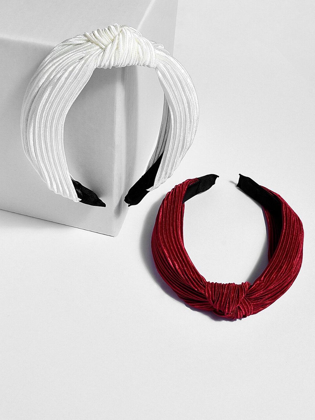 

ToniQ Women Maroon & White Set of 2 Hairbands