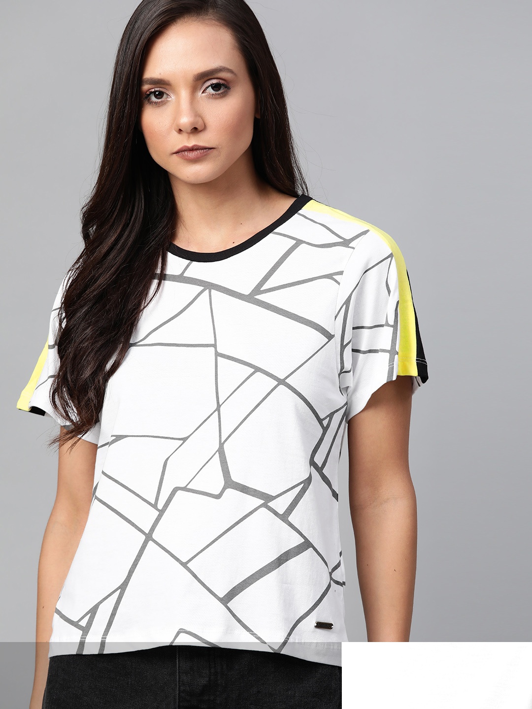 

Roadster Women Pack of 2 Printed Tshirts, White