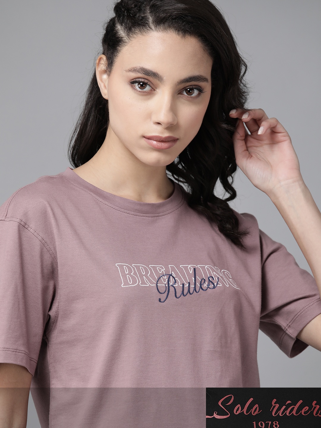 

Roadster Women Pack of 2 Pure Cotton Drop Shoulder Sleeves Printed T-shirts, Mauve