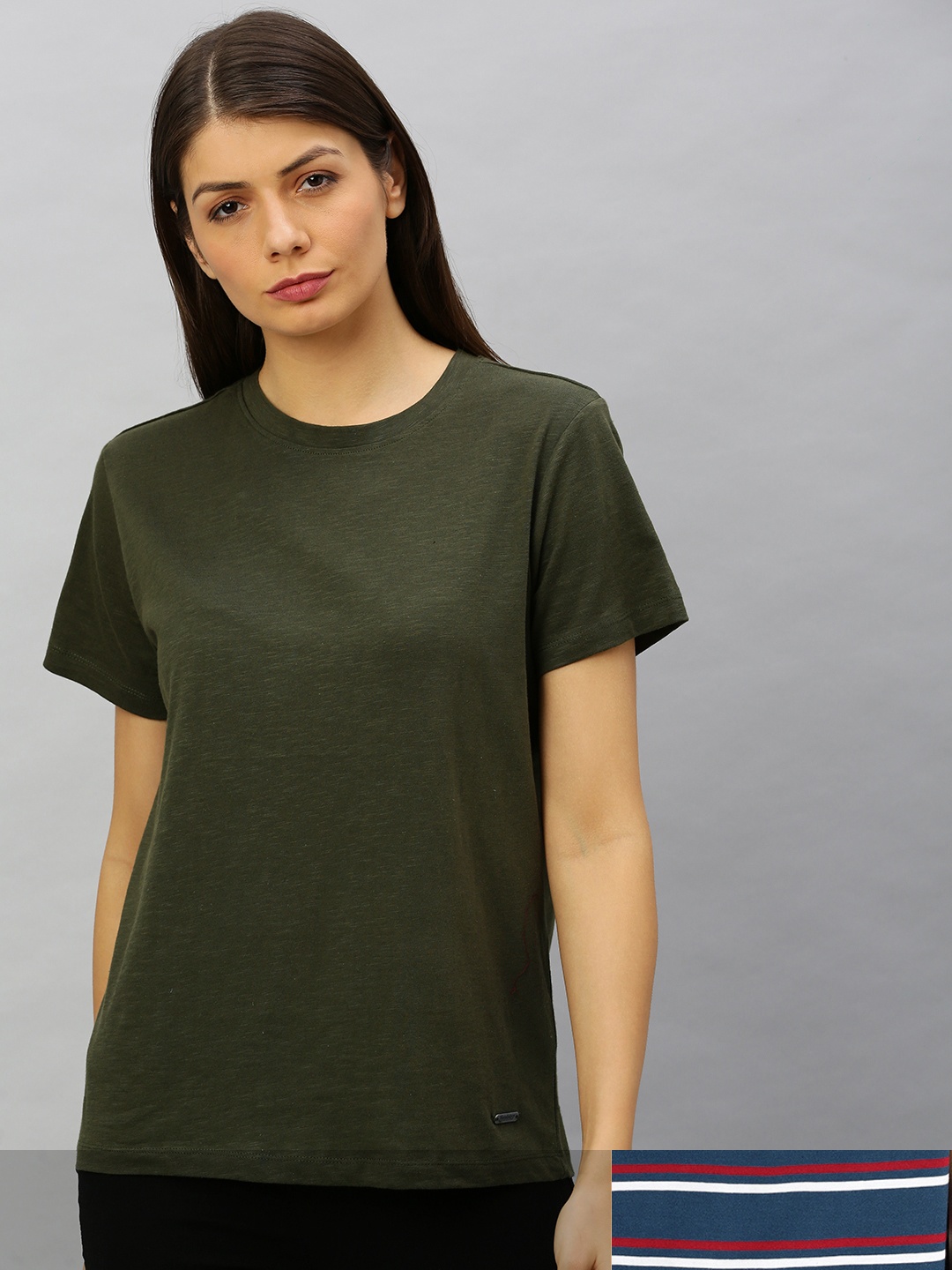 

Roadster Women Navy Blue & Olive Green Pack Of 2 Striped & Solid Regular Fit T-shirts