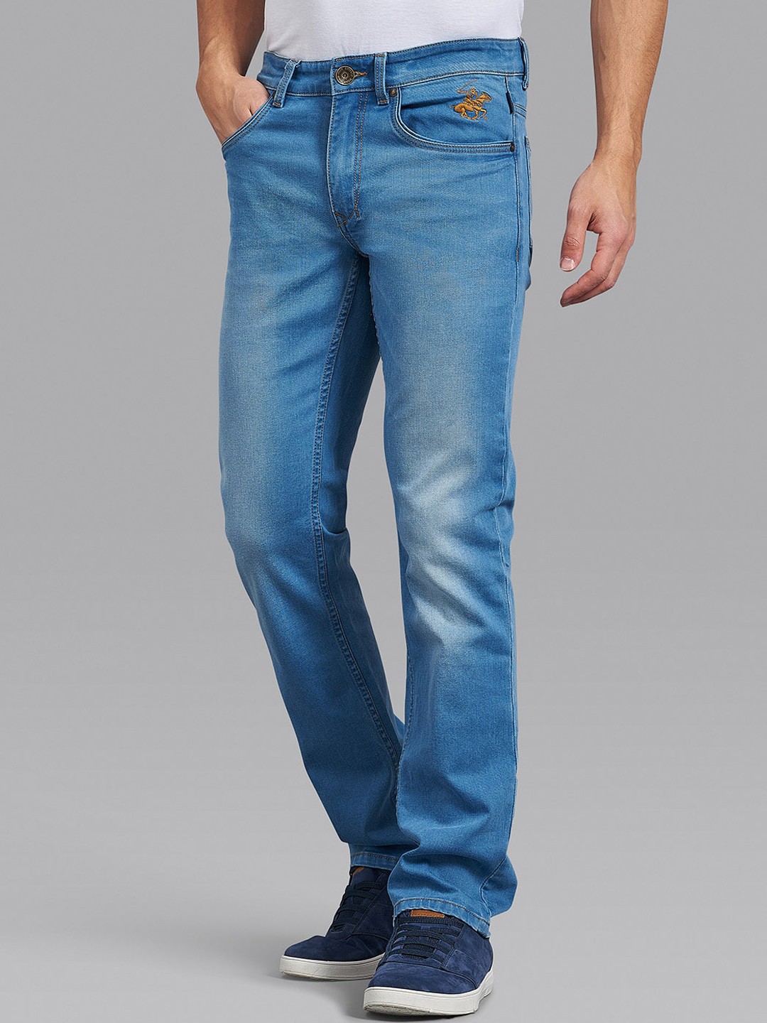 

Beverly Hills Polo Club Men Blue Slim Fit Light Fade Stretchable Jeans