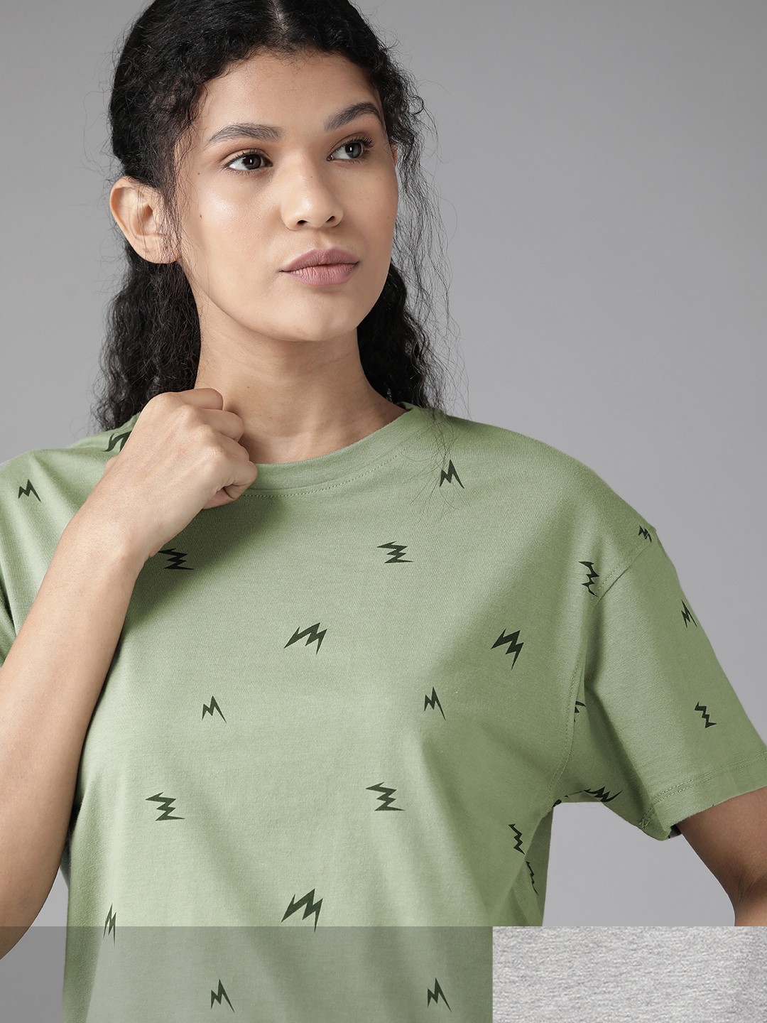 

Roadster Women Green & Grey Melange Pack Of 2 Printed & Solid Round Neck T-shirts