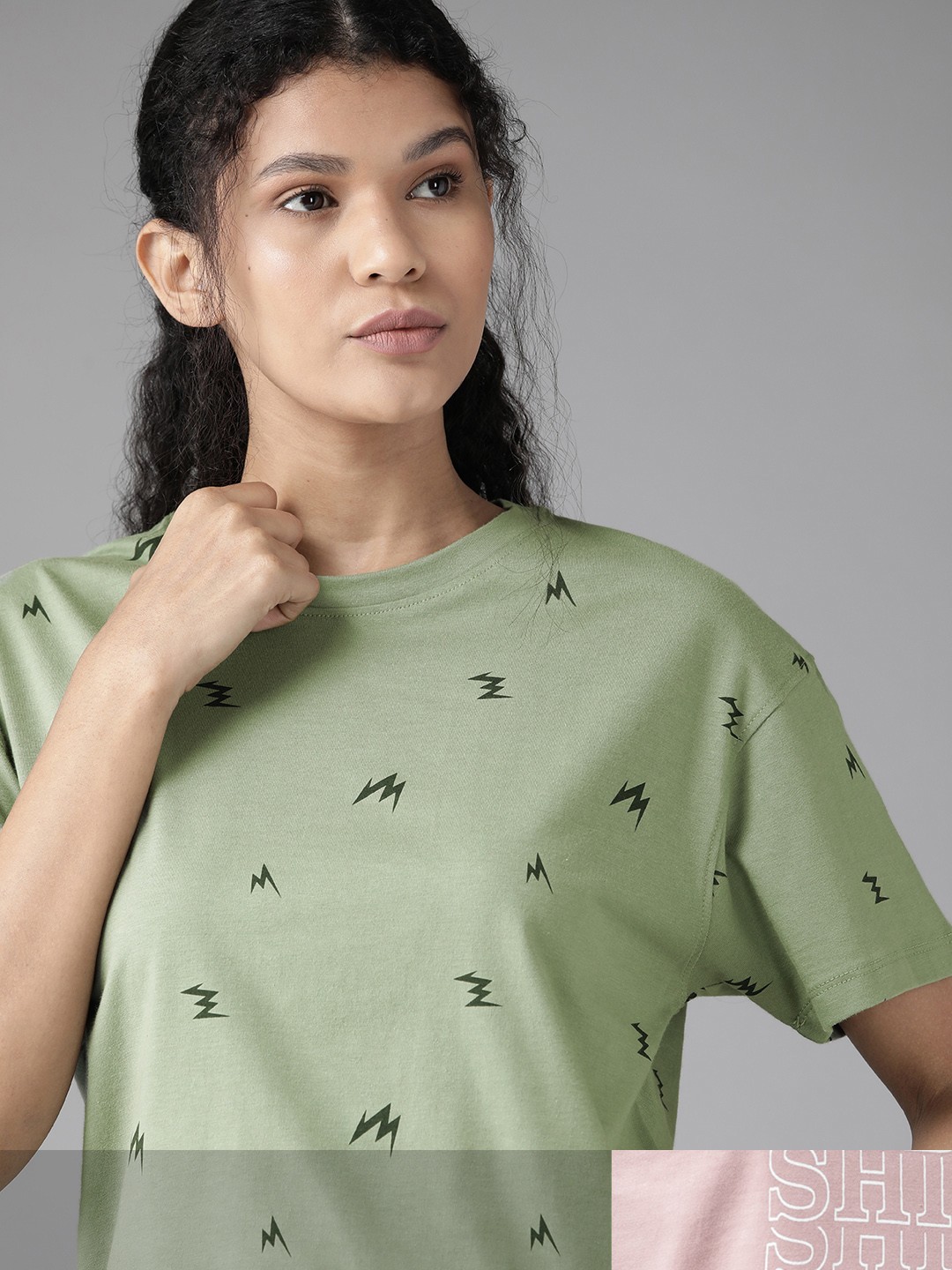 

Roadster Women Green & Dusty Pink Pack Of 2 Printed Round Neck Pure Cotton T-shirts