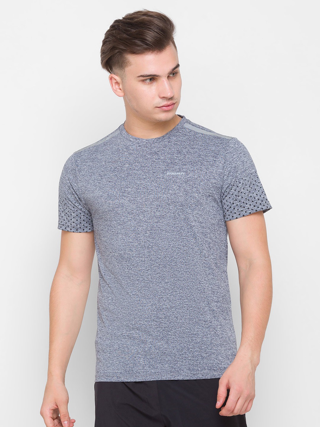 

Globus Men Grey Slim Fit Dry Fit T-shirt