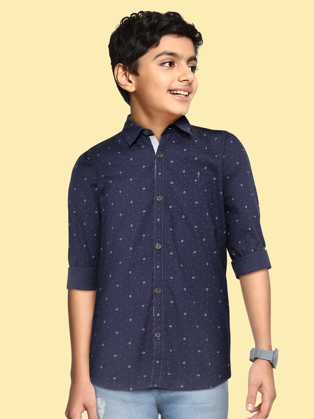 

Indian Terrain Boys Navy Blue & White Printed Cotton Casual Shirt
