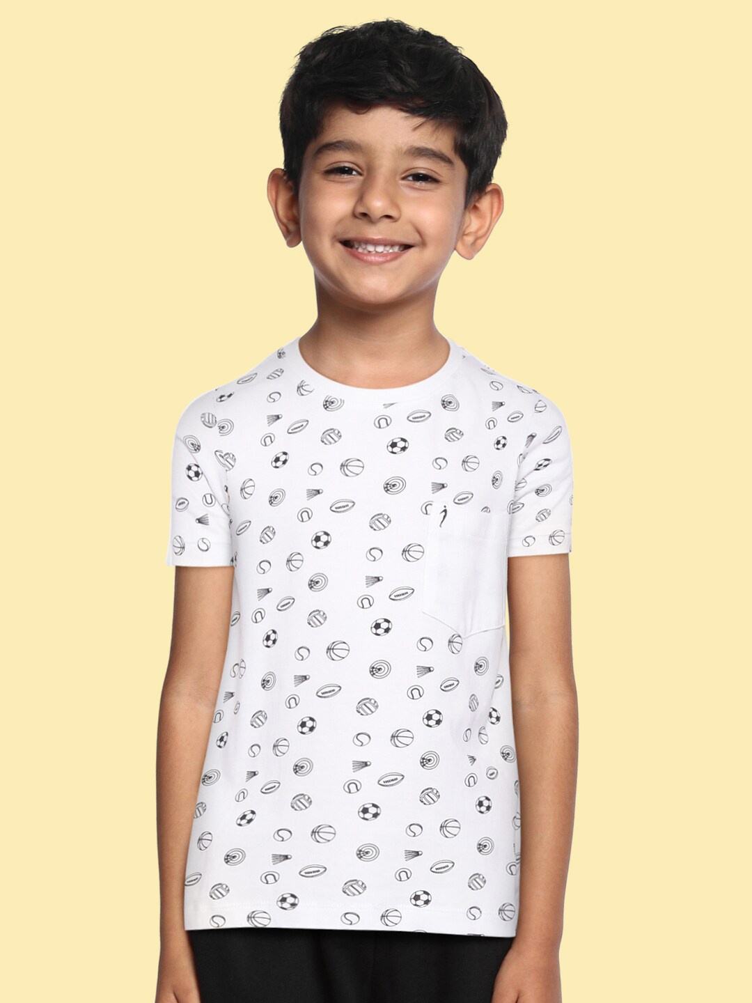 

Indian Terrain Boys White & Black Printed Pure Cotton T-shirt