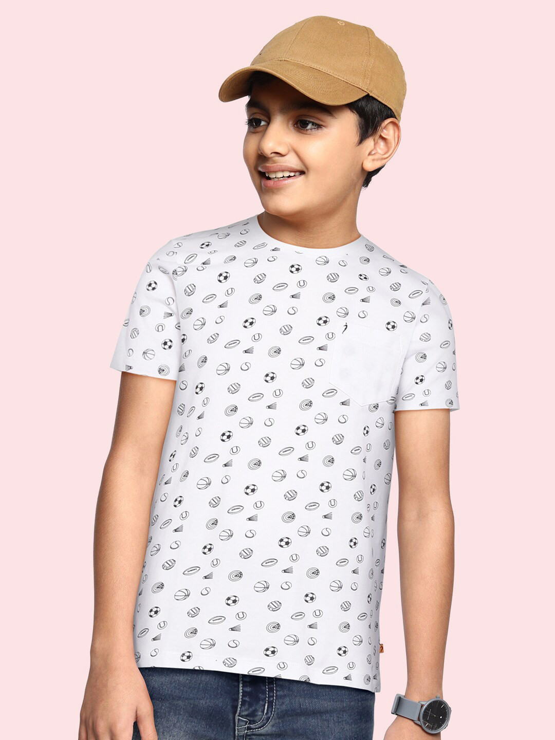 

Indian Terrain Boys White & Black Printed Pure Cotton T-shirt