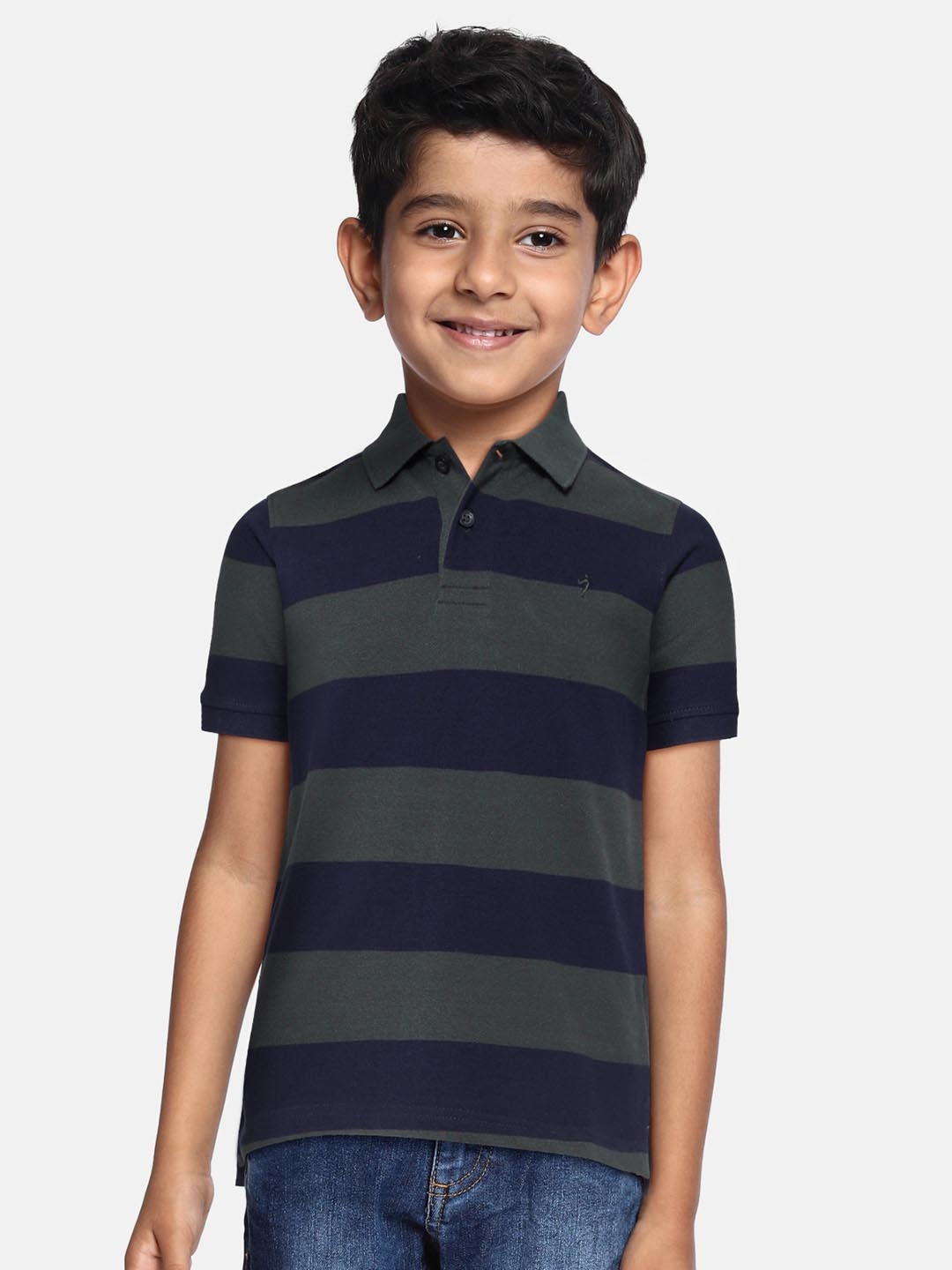 

Indian Terrain Boys Olive Green & Navy Blue Striped Polo Collar Pure Cotton T-shirt