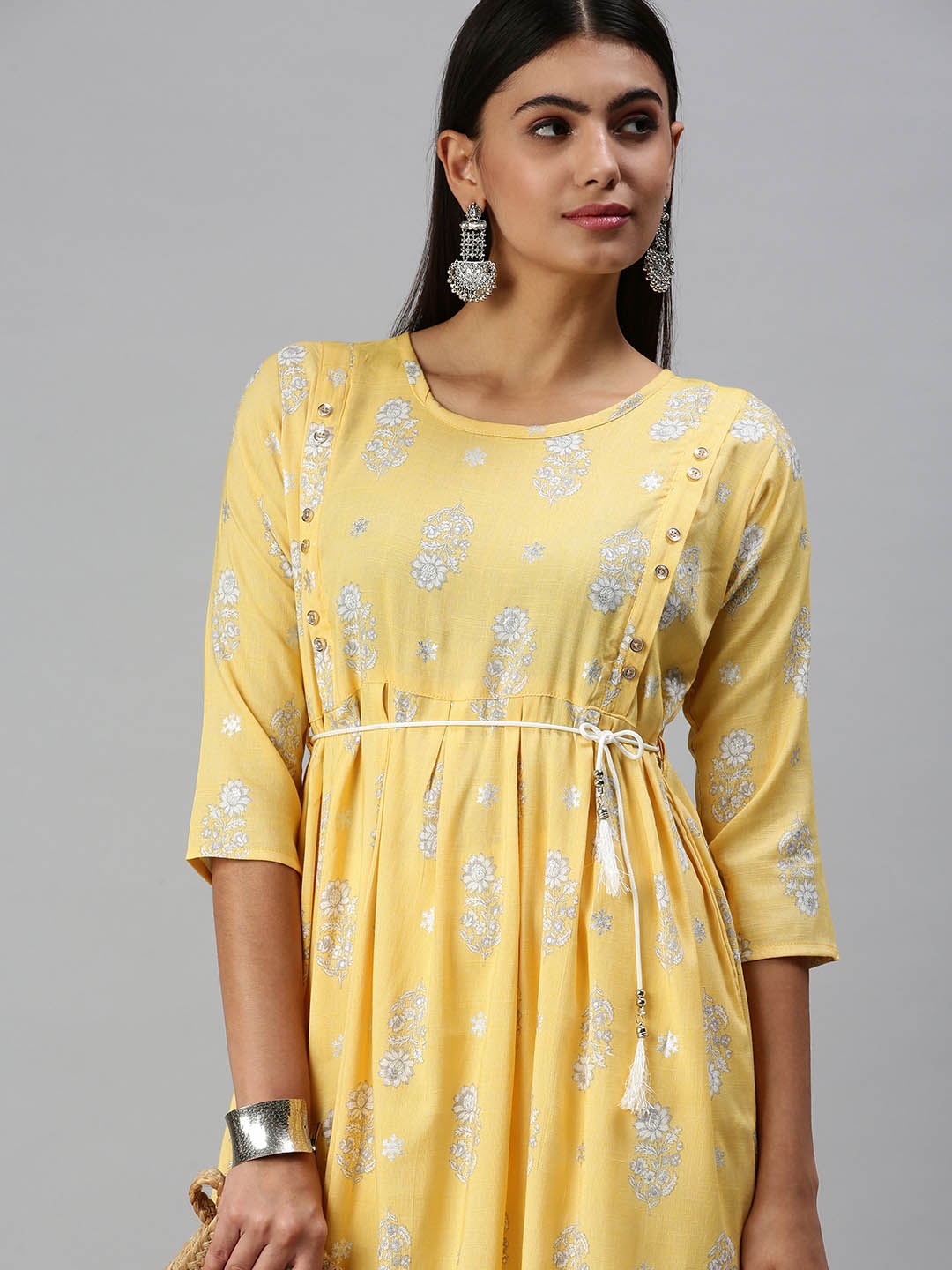 

SHOWOFF Women Yellow Floral Printed Maternity Kurta