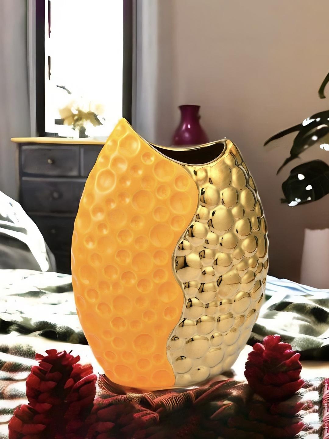 

Athome by Nilkamal Mustard Yellow & Gold-Coloured Ceramic Oval Vases