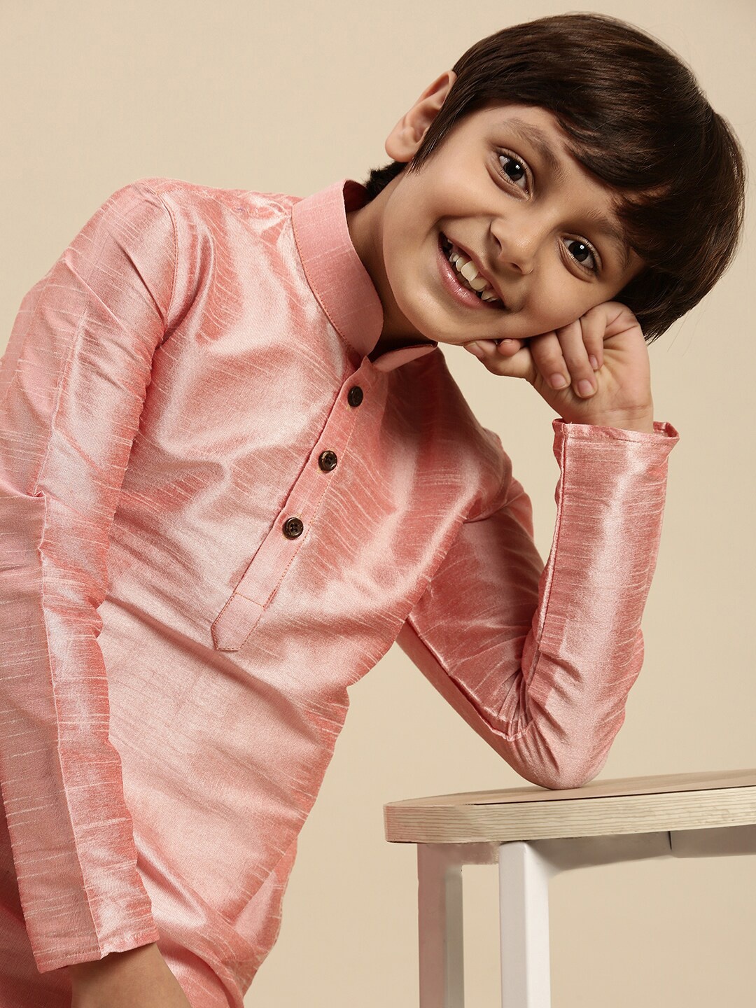 

Sanwara Boys Rose Pink & Off White Kurta with Pyjamas