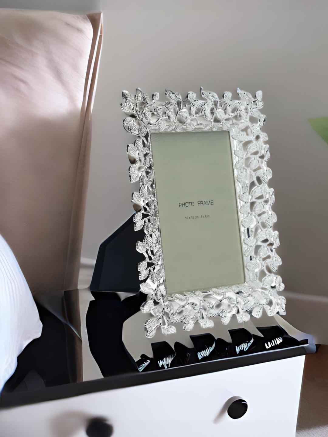 

Athome by Nilkamal Silver-Toned Butterflies Photo Frame