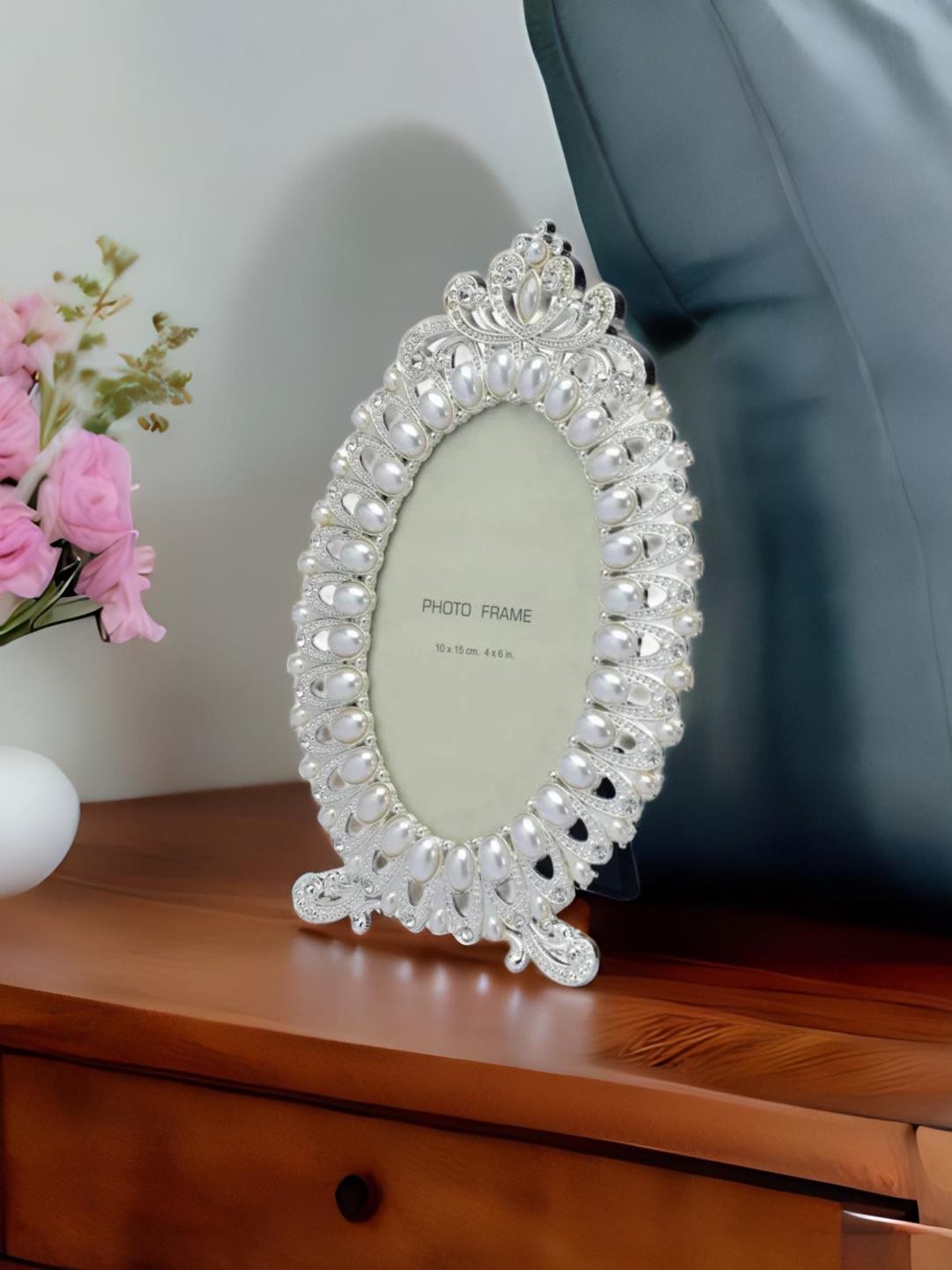 

Athome by Nilkamal Silver Pearls Oval Photo Frame