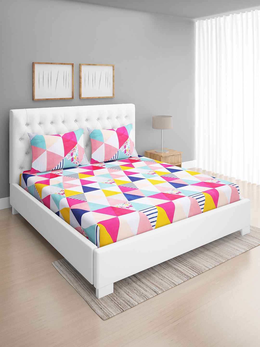 

ROMEE White & Multi Geometric 144 TC Microfiber Queen Double Bedsheets with 2 Pillow Covers