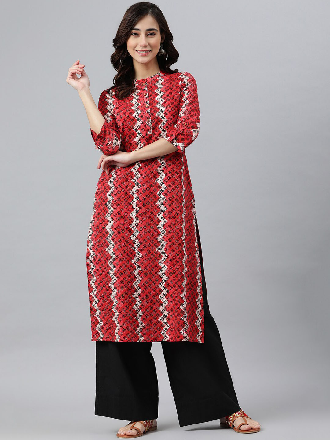 

Janasya Women Red & Black Geometric Printed Cotton Kurta