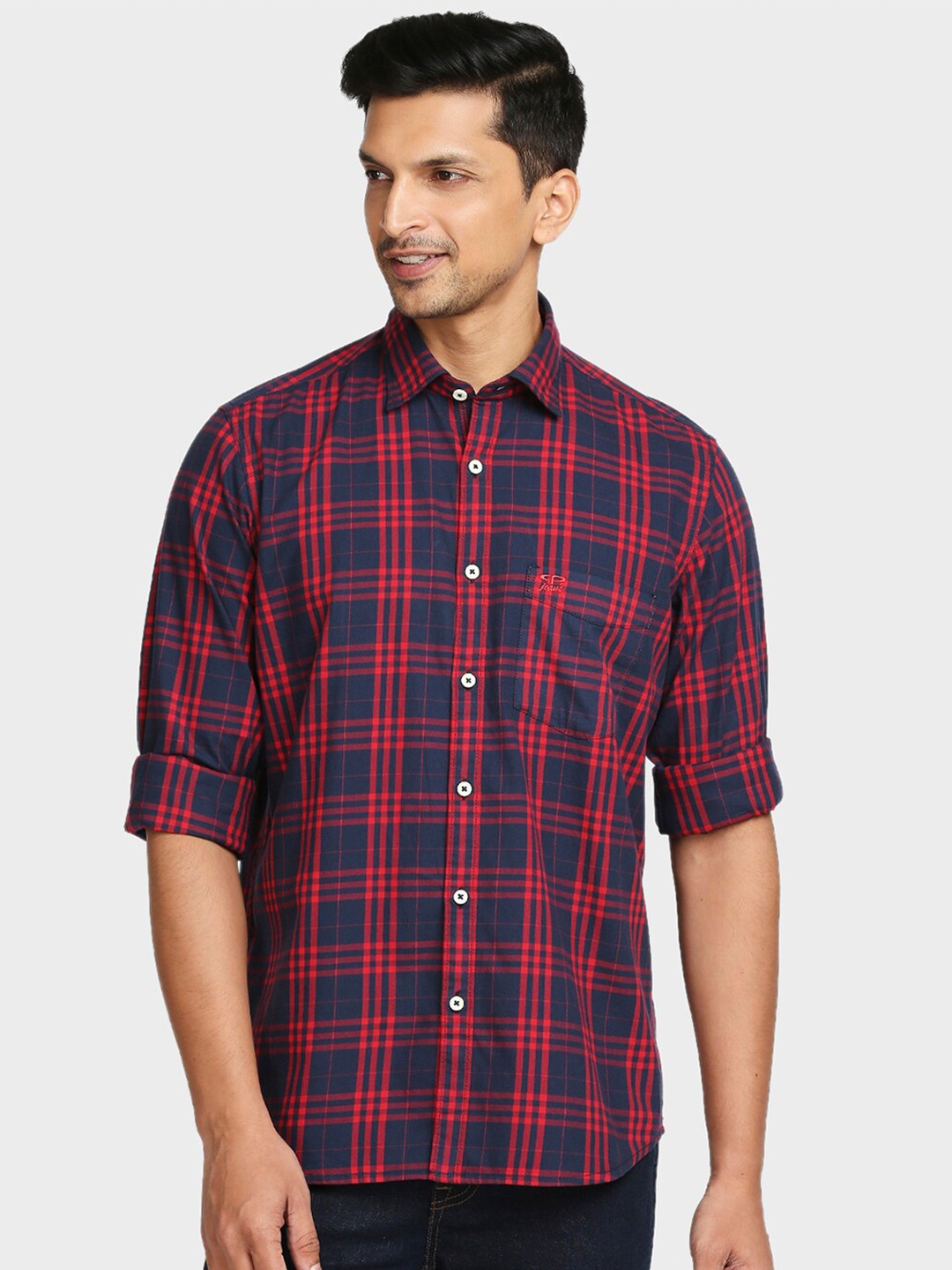 

ColorPlus Men Red & Navy Blue Tailored Fit Checked Cotton Casual Shirt