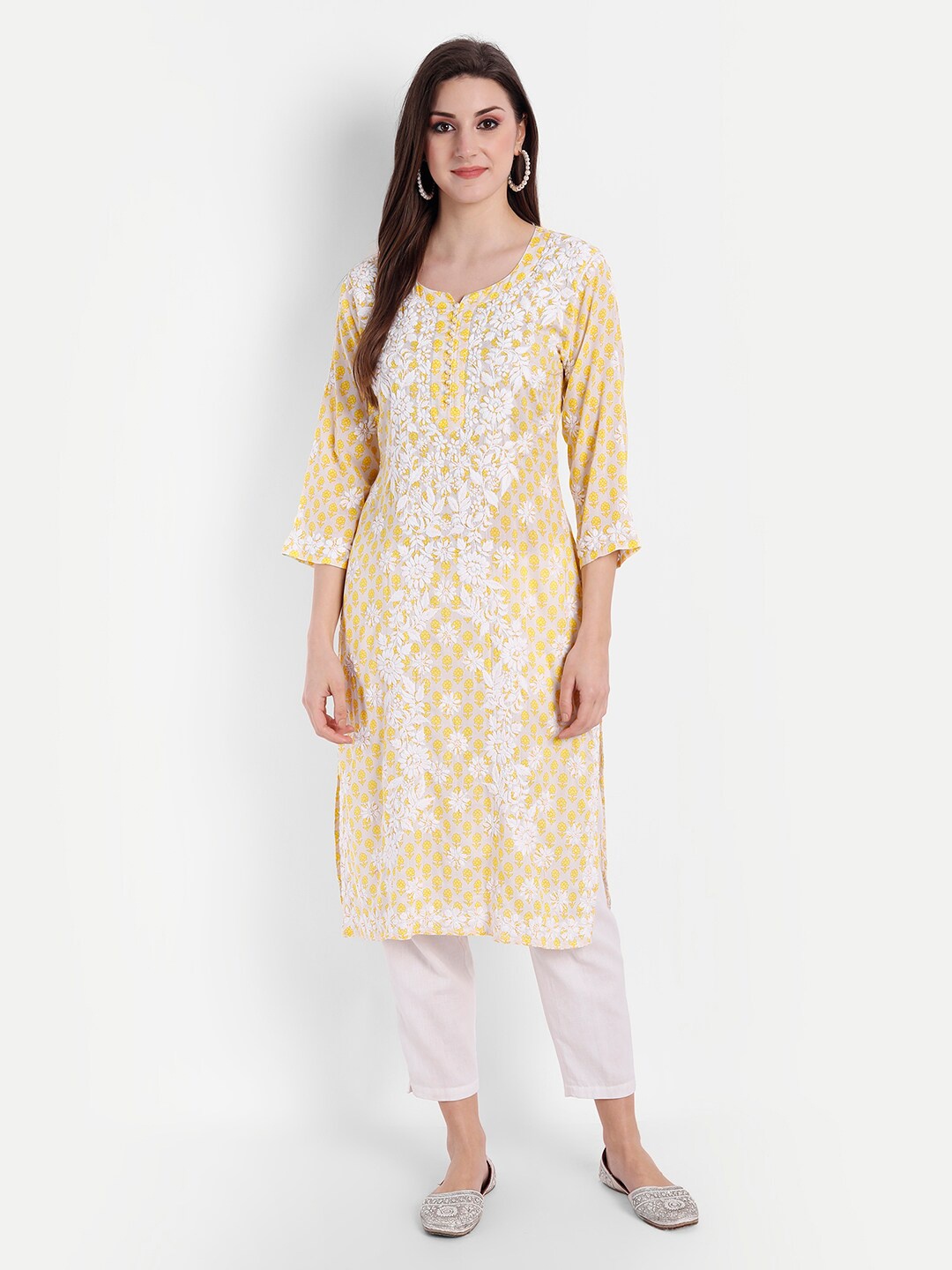 

Indiankala4u Women Yellow & White Floral Embroidered Chikankari Kurta