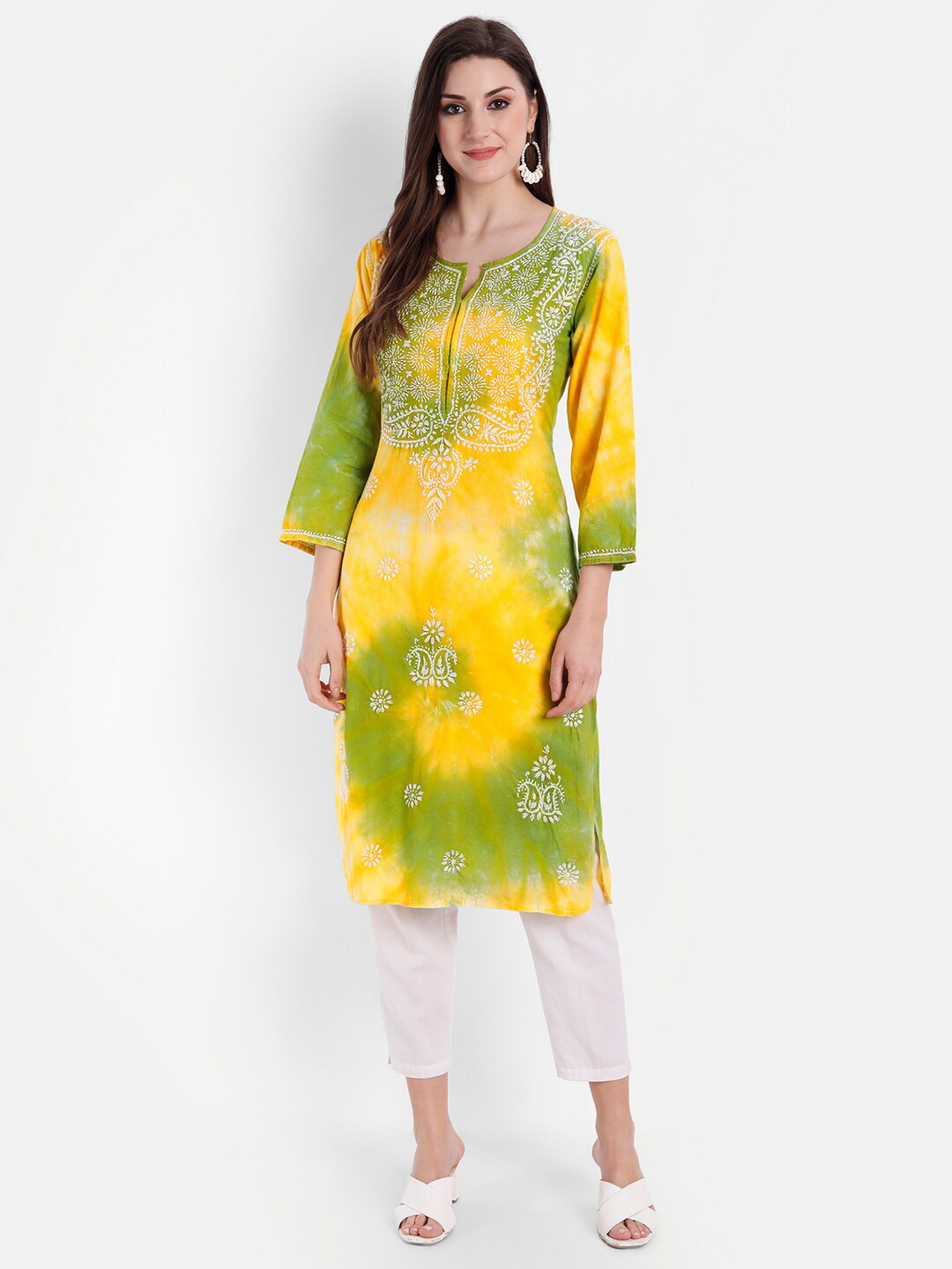

Indiankala4u Women Green & Yellow Ethnic Motifs Embroidered Kurta