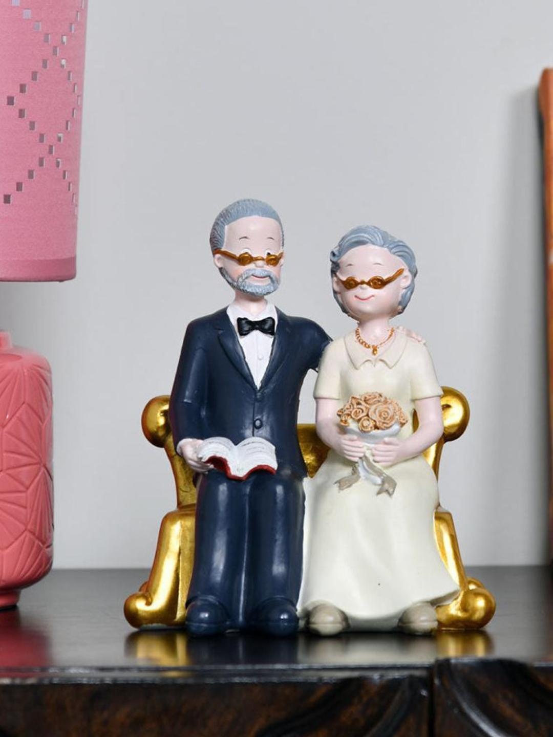 

Athome by Nilkamal Black & White Elder Couple Showpiece